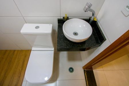 Apartamento à venda com 130m², 2 quartos e 2 vagasBanheiro social