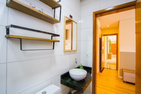 Apartamento à venda com 130m², 2 quartos e 2 vagasBanheiro do quarto 1