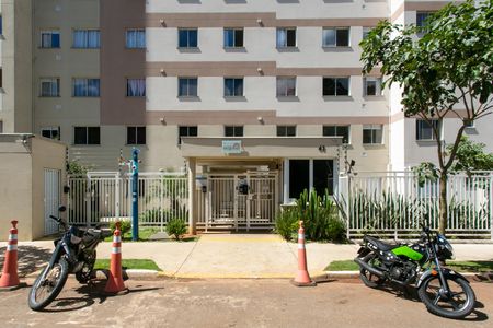 Apartamento para alugar com 42m², 2 quartos e 1 vaga Apartamento para alugar com 42m², 2 quartos e 1 vagaFachada