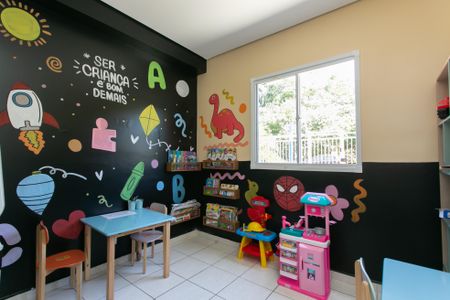 Apartamento para alugar com 42m², 2 quartos e 1 vaga Apartamento para alugar com 42m², 2 quartos e 1 vagaÁrea comum - Brinquedoteca