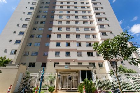 Apartamento para alugar com 42m², 2 quartos e 1 vaga Apartamento para alugar com 42m², 2 quartos e 1 vagaFachada