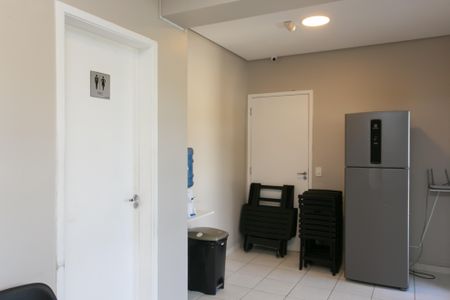 Apartamento para alugar com 42m², 2 quartos e 1 vaga Apartamento para alugar com 42m², 2 quartos e 1 vagaÁrea comum - Salão de festas