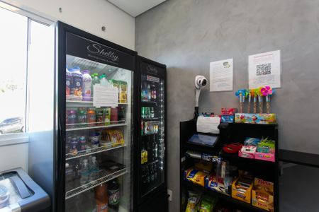 Apartamento para alugar com 42m², 2 quartos e 1 vaga Apartamento para alugar com 42m², 2 quartos e 1 vagaÁrea comum - Mercadinho