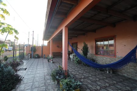 Casa à venda com 260m², 3 quartos e sem vagaÁrea externa