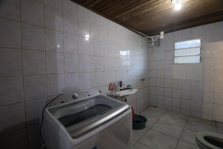 Casa à venda com 260m², 3 quartos e sem vagaBanheiro 
