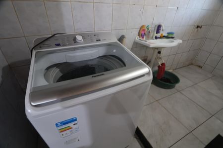 Casa à venda com 260m², 3 quartos e sem vagaBanheiro 