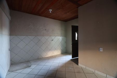 Casa à venda com 260m², 3 quartos e sem vagaSala e cozinha- fundos