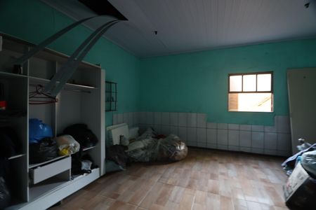 Casa à venda com 260m², 3 quartos e sem vagaQuarto- Fundos 