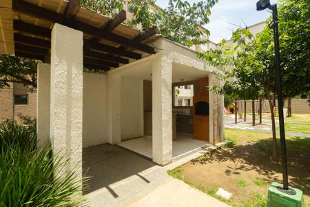 Apartamento para alugar com 38m², 2 quartos e 1 vagaÁrea comum - Churrasqueira