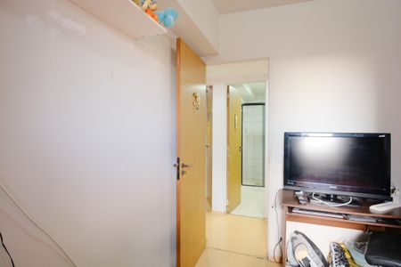 Apartamento à venda com 74m², 3 quartos e 1 vagaQuarto 2