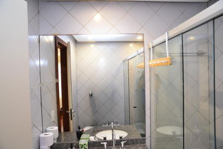 Apartamento à venda com 526m², 4 quartos e 3 vagasBanheiro Suíte 2