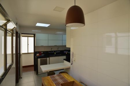 Apartamento à venda com 526m², 4 quartos e 3 vagasCozinha