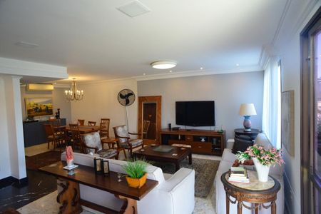 Apartamento à venda com 526m², 4 quartos e 3 vagasSala