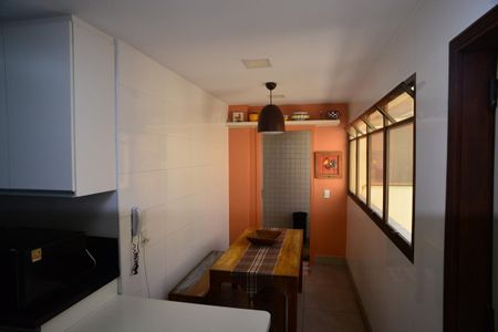 Apartamento à venda com 526m², 4 quartos e 3 vagasCozinha