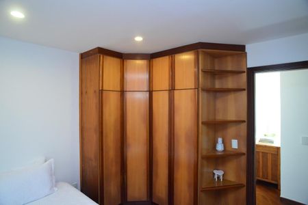 Apartamento à venda com 526m², 4 quartos e 3 vagasSuíte 2