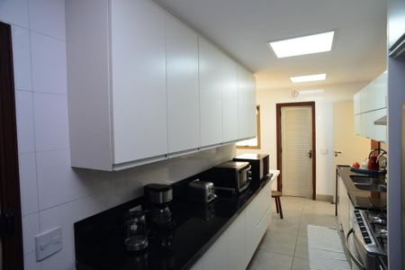 Apartamento à venda com 526m², 4 quartos e 3 vagasCozinha