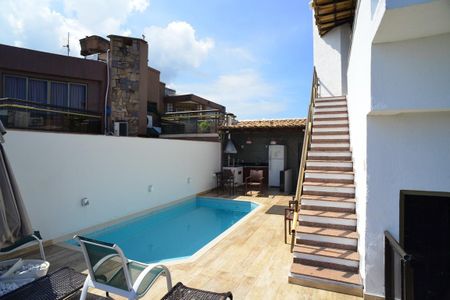 Apartamento à venda com 526m², 4 quartos e 3 vagasPiscina