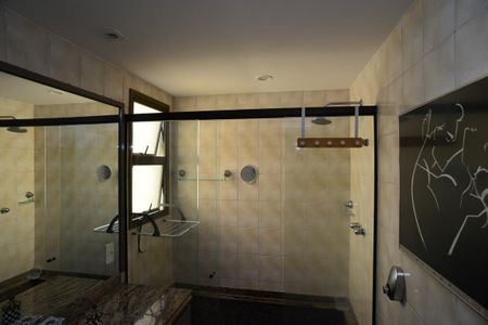 Apartamento à venda com 526m², 4 quartos e 3 vagasBanheiro Suíte Principal