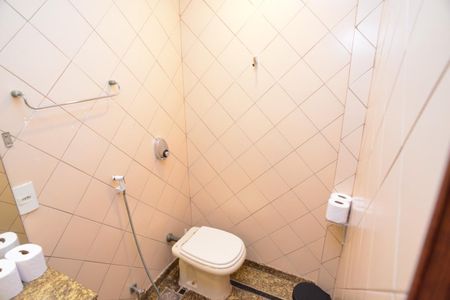 Apartamento à venda com 526m², 4 quartos e 3 vagasBanheiro Suíte 1