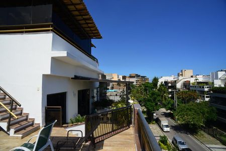 Apartamento à venda com 526m², 4 quartos e 3 vagasPiscina