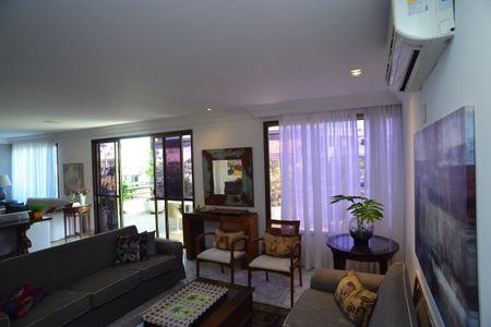 Apartamento à venda com 526m², 4 quartos e 3 vagasSala