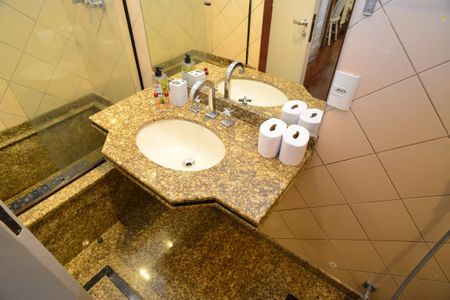 Apartamento à venda com 526m², 4 quartos e 3 vagasBanheiro Suíte 1