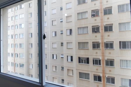 Vista Sala de apartamento para alugar com 2 quartos, 44m² em Colônia (zona Leste), São Paulo