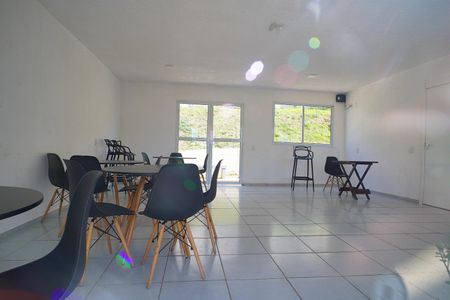 Apartamento para alugar com 42m², 2 quartos e 1 vaga Apartamento para alugar com 42m², 2 quartos e 1 vagaÁrea comum - Salão de festas