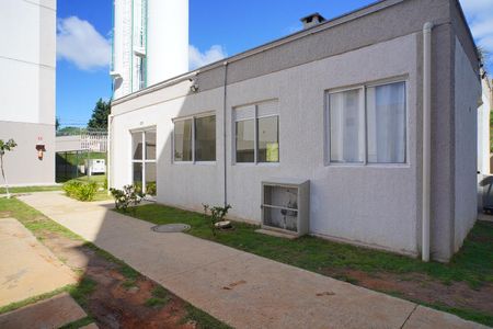 Apartamento para alugar com 42m², 2 quartos e 1 vaga Apartamento para alugar com 42m², 2 quartos e 1 vagaÁrea comum - Salão de festas