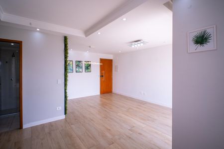 Apartamento à venda com 68m², 2 quartos e 2 vagasSala