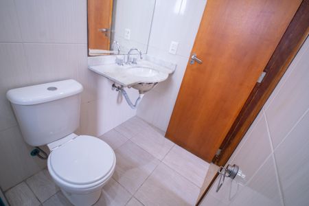 Apartamento à venda com 68m², 2 quartos e 2 vagasBanheiro da Suíte