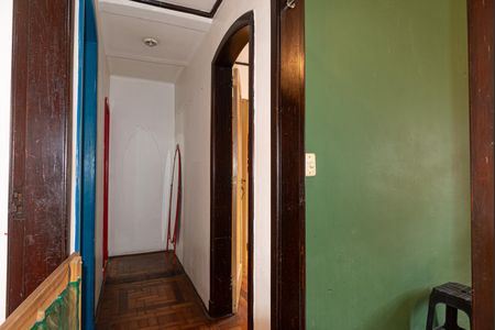 Casa à venda com 120m², 3 quartos e sem vaga Casa à venda com 120m², 3 quartos e sem vagaCorredor dos Quartos