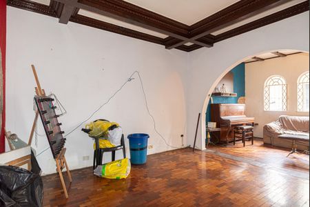 Casa à venda com 120m², 3 quartos e sem vaga Casa à venda com 120m², 3 quartos e sem vagaSala