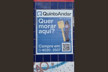 Casa à venda com 200m², 2 quartos e 7 vagas Casa à venda com 200m², 2 quartos e 7 vagasPlaca