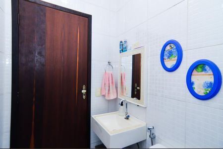 Casa à venda com 200m², 2 quartos e 7 vagasBanheiro Social 2