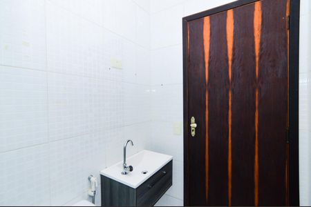 Casa à venda com 200m², 2 quartos e 7 vagasBanheiro Social