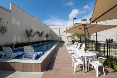 Apartamento para alugar com 49m², 2 quartos e sem vagaÁrea comum - Piscina