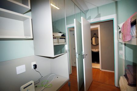 Quarto 2 de apartamento para alugar com 2 quartos, 49m² em Ramos, Rio de Janeiro