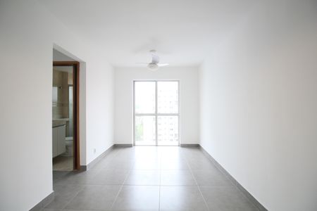 Sala de apartamento para alugar com 2 quartos, 55m² em Jardim Umarizal, São Paulo