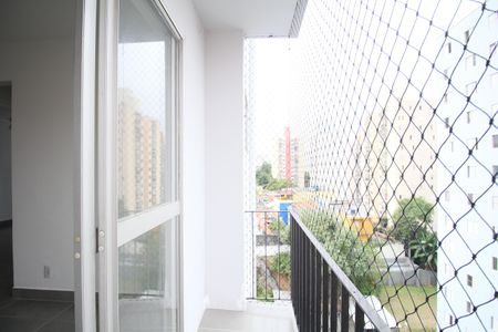 Varanda  de apartamento para alugar com 2 quartos, 55m² em Jardim Umarizal, São Paulo