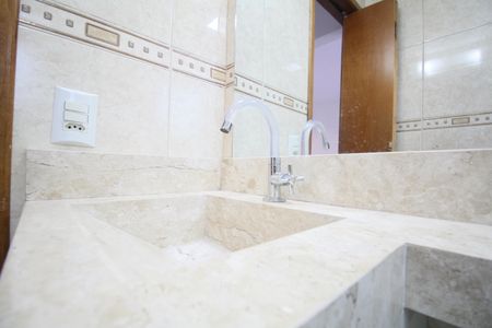 Apartamento para alugar com 55m², 2 quartos e 1 vagaBanheiro