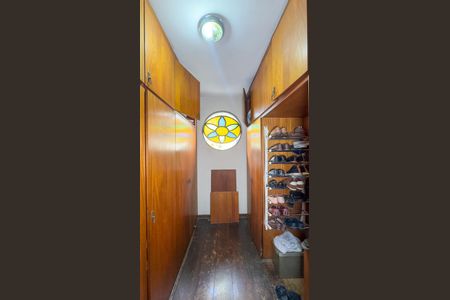 Casa à venda com 280m², 3 quartos e 4 vagasCloset da suíte 4