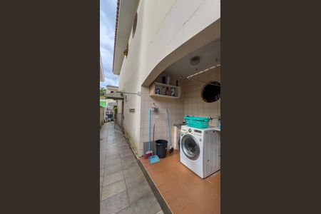 Casa à venda com 280m², 3 quartos e 4 vagasÁrea de Serviço