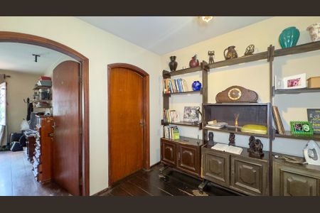 Casa à venda com 280m², 3 quartos e 4 vagasÁrea comum