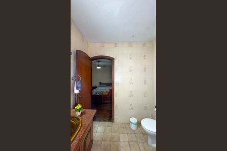 Casa à venda com 280m², 3 quartos e 4 vagasBanheiro da Suíte 3
