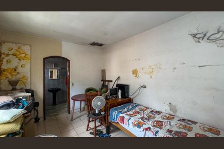 Casa à venda com 280m², 3 quartos e 4 vagasSuíte 2