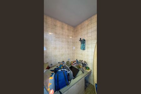 Casa à venda com 280m², 3 quartos e 4 vagasBanheiro da Suíte 4