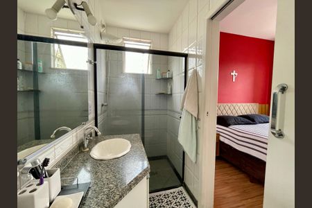 Apartamento à venda com 77m², 3 quartos e 2 vagas