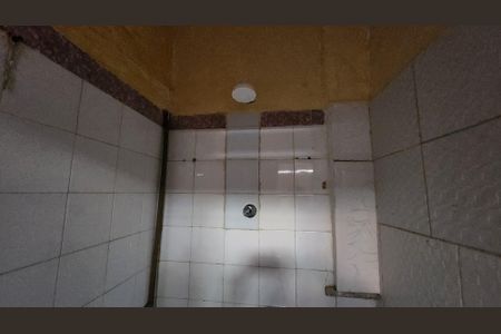 Banheiro . de casa para alugar com 1 quarto, 20m² em Centro, Salvador