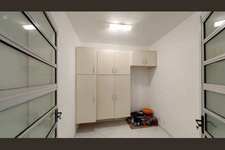Casa à venda com 4 quartos, 230m² em Vila Clementino, São Paulo